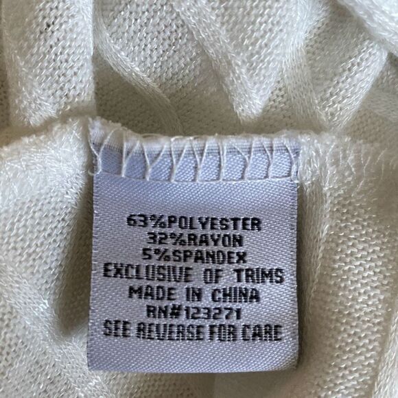 🔥3/$20🔥 Forever 21 lightweight sweater with back cutout size S - Picture 9 of 11